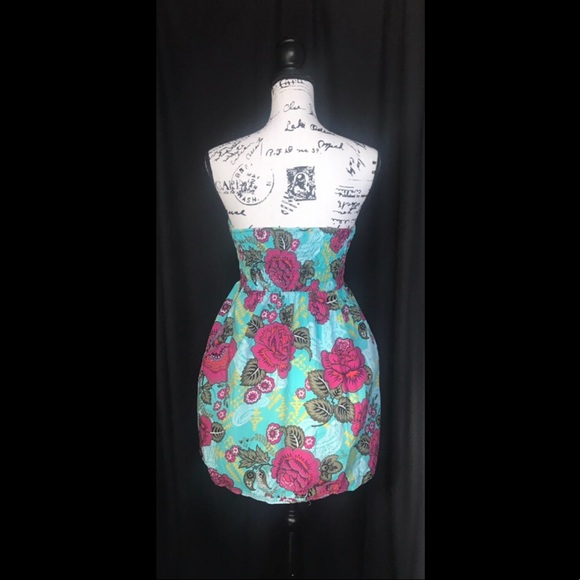 SUMMERTIME FUN 💐 - Picture 2 of 4